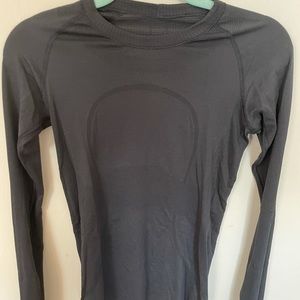 Lulu🍋 Swift Tech Long Sleeve Shirt